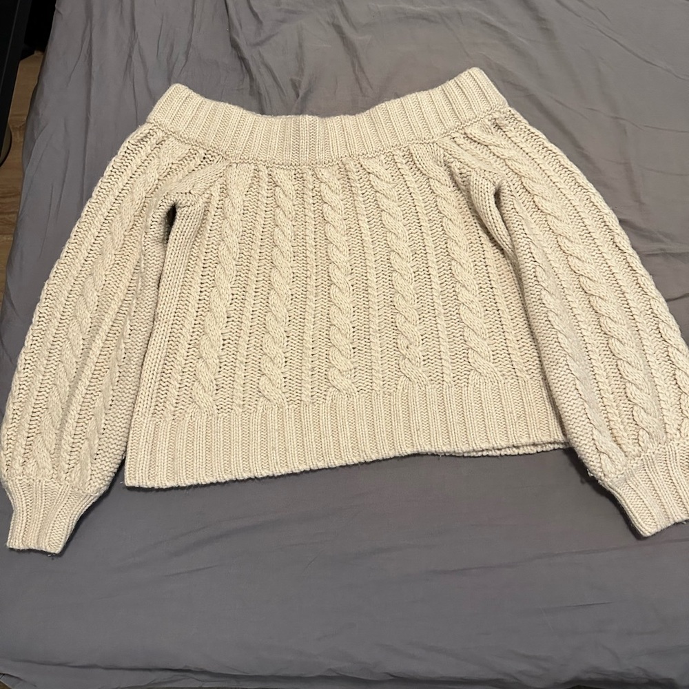 Forever 21 long sleeve top size medium